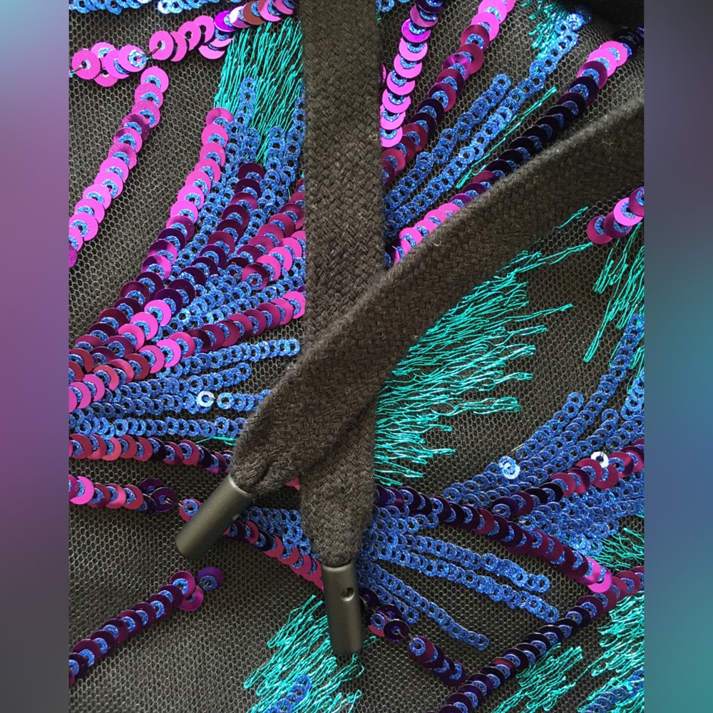 LAST CHANCE TO BUY Designer sequin hoodie MarkAntoine x Simons NWOT - Picture 5 of 15